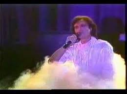 Biografia De Camilo Sesto Cantante Español Camilo Sesto Biografia Historia De Un Triunfador Youtube Youtube Concert Music