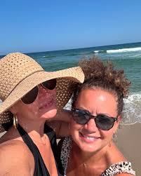 Aoife Freeman (@everythingsrosieandmama) • Instagram photos and videos