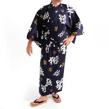 Découvrez notre collection de kimono homme. Japanischer Herren Blauer Yukata Kimono Choju Kanji Gluckliche Langlebigkeit