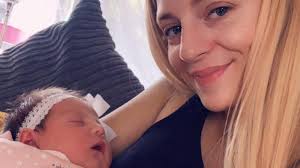 Alicia Hobson's Instagram, Twitter & Facebook