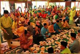 Setelah gugusan kepulauan melayu dibahagi dua oleh penjajah. 14 Upacara Adat Khas Kalimantan Barat Pontianak Dan Penjelasannya Lengkap Mantabz
