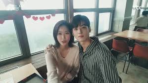 During the live airing, fans asked questions about her kiss scene with cha eun woo on the drama 'my id is gangnam beauty'. My Id Is Gangnam Beauty Episode 16 Finale Recap Thoughtsramble