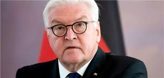 Steinmeier, a former foreign minister, is independent of chancellor angela merkel's government but the german president is viewed as a moral authority even though his role is largely ceremonial. Steinmeier Wendet Sich In Corona Krise Gegen Impfstoffnationalismus