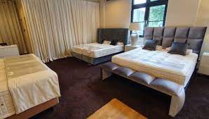 Şirketle 069 48003972 aracılığıyla irtibat kurabilirsiniz. Boxspringbetten Frankfurt By Cocoon Luxusbetten
