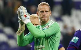 A collection of facts like salary, net worth, married, affair, relationship, career, bio, dating, club, height and more can also be found. Speelt Matz Sels Ook Volgend Seizoen Voor Anderlecht Voetbal24 Voetbalnieuws