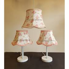 Abajur çeşitleri güvenilir alışverişin adresi tekzen.com.tr'de uygun fiyatlarla sizlerle buluşuyor! Cicekli Yatak Odasi Aydinlatma Takimi