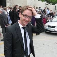 Quand tout cela a bouilli une heure, vous ajoutez un chou, des carottes, navets, poireaux, céleri, ognon piqué d'un clou de girofle, sel, et, si vous voulez, un cervelas ; Stream La Soupe Aux Choux Vladimir Cosma By Sebastianfromiowa Listen Online For Free On Soundcloud