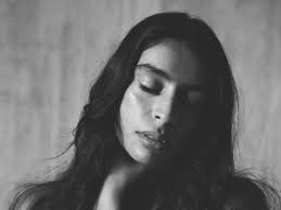 Sevdaliza cited textures such as skin, glass, and silk as the main inspiration behind the ep.12 in in january 2018, sevdaliza released a new track soul syncable and it was released on the day of the. Musician Sevdaliza Escapes Expectations With Curator Beatrix Ruf