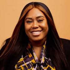 📸 My official CNN headshots are in. I've dreamed of working for this  company since I was a kid learning English by watching the news. This just  drives it home for me --