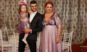 Garden grove, cayorba linda, camonroe. Oana Roman Se RelaxeazÄƒ DupÄƒ DespÄƒrÈ›irea De Marius Elisei Unde A Plecat In VacanÈ›Äƒ DupÄƒ Revelion Impact