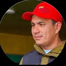 Moises Medina G. (@moisesmedinave)