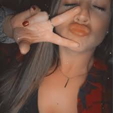 Suzie Leilani Roberts