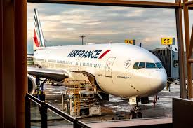 Comparez les tarifs des billets d'avion et trouvez votre vol au meilleur prix. Covid 19 Air France Is Progressively Increasing Its Flight Schedule Milesopedia