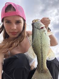 Throwback Thursday 📷 Comment with a photo of...