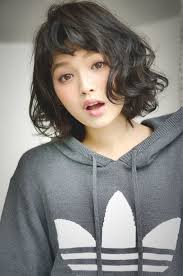 新しい出会いに向けて可愛さ倍増計画パーマで春らしさを先取り2019