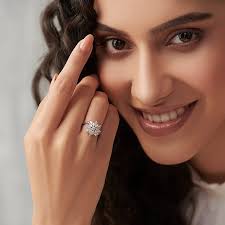 Shop Glint Flora Diamond Ring Online