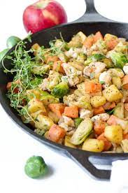 Autumn Chicken Skillet With Apples And Sweet Potatoes The Forked Spoon Recipe Quick Healthy Meals Fall Recipes Healthy Healthy Receipes