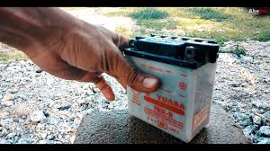 Berbeda dengan aki kering yang sifatnya bebas perawatan atau maintenance free (mf). Bateri Kering Atau Basah 125zr Youtube