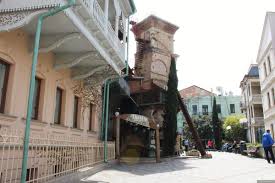 В 1981 году он основал тбилисский театр марионеток. Teatr Marionetok Rezo Gabriadze V Tbilisi Bilety Afisha Otzyvy Oficialnyj Sajt Oteli Ryadom Foto Video Kak Dobratsya Turister Ru