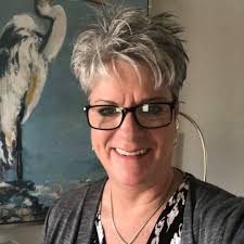 Cheryl Sleeth's Instagram, Twitter & Facebook