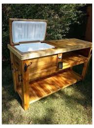 Buzzfeed Simple Outdoor Bar Gorgeous Picket Pallet Bar Diy Ideas For Your Home Plans In 2020 Rustic Outdoor Kitchens Luxury Outdoor Kitchen Diy Outdoor Kitchen