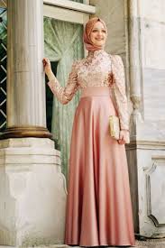 22 model kebaya kain satin paling modis da. 4 Koleksi Kombinasi Gaun Satin Yang Menawan