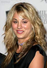 Though the curly long hair she sported in the pirate movies were really nice on her, this pageboy cut brings. Long Big Curls Hairstyle Novocom Top