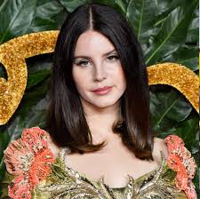 Lana Del Rey Was Working At Waffle House And No One Knows Why