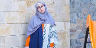 Waaahhhh ga nyangka ada yang persis. Viral Kronologi Ria Ricis Shooting Diusir Warga Hingga Disentil Orang Terkenal Merdeka Com