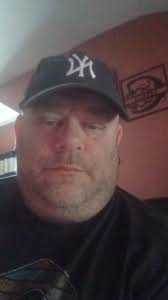 OK, this is not old at all, but lets use it as a starting point. SHOW ME  YOUR MATCHBOOKS! Let's see who has the oldest.