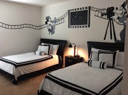 Hollywood Studios Themed Bedroom Teengirlbedroomideas Hollywood Theme Bedrooms Hollywood Room Bedroom Themes