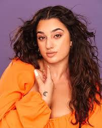 Dina Desimone's Instagram, Twitter & Facebook