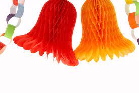 Um dir mit unseren vorlagen selbst eine maske zu basteln, benötigst du neben ein paar minuten zeit nur papier und drucker sowie schere, gummibänder, klebstreifen und einen tacker. Kinder Fasching Basteln Kostume Rezepte Geolino