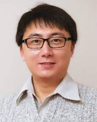 Heterogeneous Catalytic Systems for Carbon Dioxide Hydrogenation to  Value‐Added Chemicals