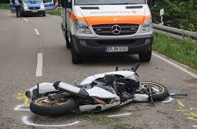 Viel zu wenig für den bedarf und. In Goppingen Ist Es Zu Einem Schweren Motorradunfall Gekommen Stuttgarter Nachrichten