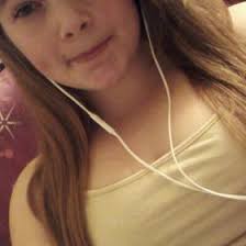 Selena Rowe (rowe0038)