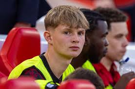 18 Liverpool youngsters train with Alexander Isak