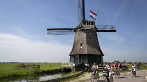 The capital of netherlands is amsterdam. Brexit El Brexit Convierte Holanda En El Mejor Pais Europeo Para Estudiar En Ingles