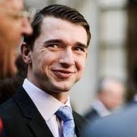 Edward Alberto's Instagram, Twitter & Facebook