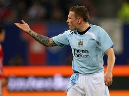 Bellamy also played for oberon tigers in the country rugby league as a teenager before moving to macquarie united in the newcastle rugby league in 1979. Manchester City Craig Bellamy Admits Messing Up His Time At City Mirror Online