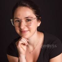 300+ Profile mit dem Suchbegriff „Lenane“