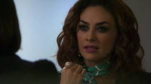 Maybe you would like to learn more about one of these? Serie La Dona Saison2