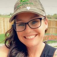 Melissa Dagg's Instagram, Twitter & Facebook