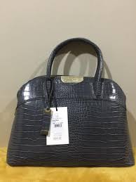 Debenhams sale with offers on womens, mens & kids clothes, beauty, furniture, electricals, gifts and more at stores across dubai. Jasper Conran Debenhams Women S Fashion Bags Wallets Handbags On Carousell
