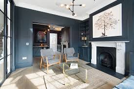 These are some of the traditional settings to design your living rooms. Elegant Townhouse With Dark Living Room In London Photos Ideas Design
