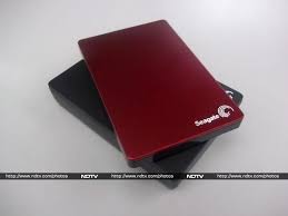 The seagate backup plus can conveniently be used between pc and mac computers without the need for reformatting. Seagate Backup Plus Slim And Seagate Backup Plus Fast Review Safety Vs Speed Ndtv Gadgets 360