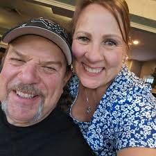 Should I stick with the original I6 engine or switch to a V8?