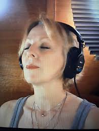 Caitlin Grey & The HarveyGrey Collective (@caitlin_grey_music) • Instagram  photos and videos