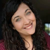 Elisha Bradrick's Instagram, Twitter & Facebook