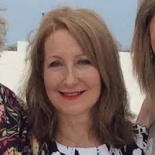 전설적인 패티 스미스의 78년 생일을 축하합니다!